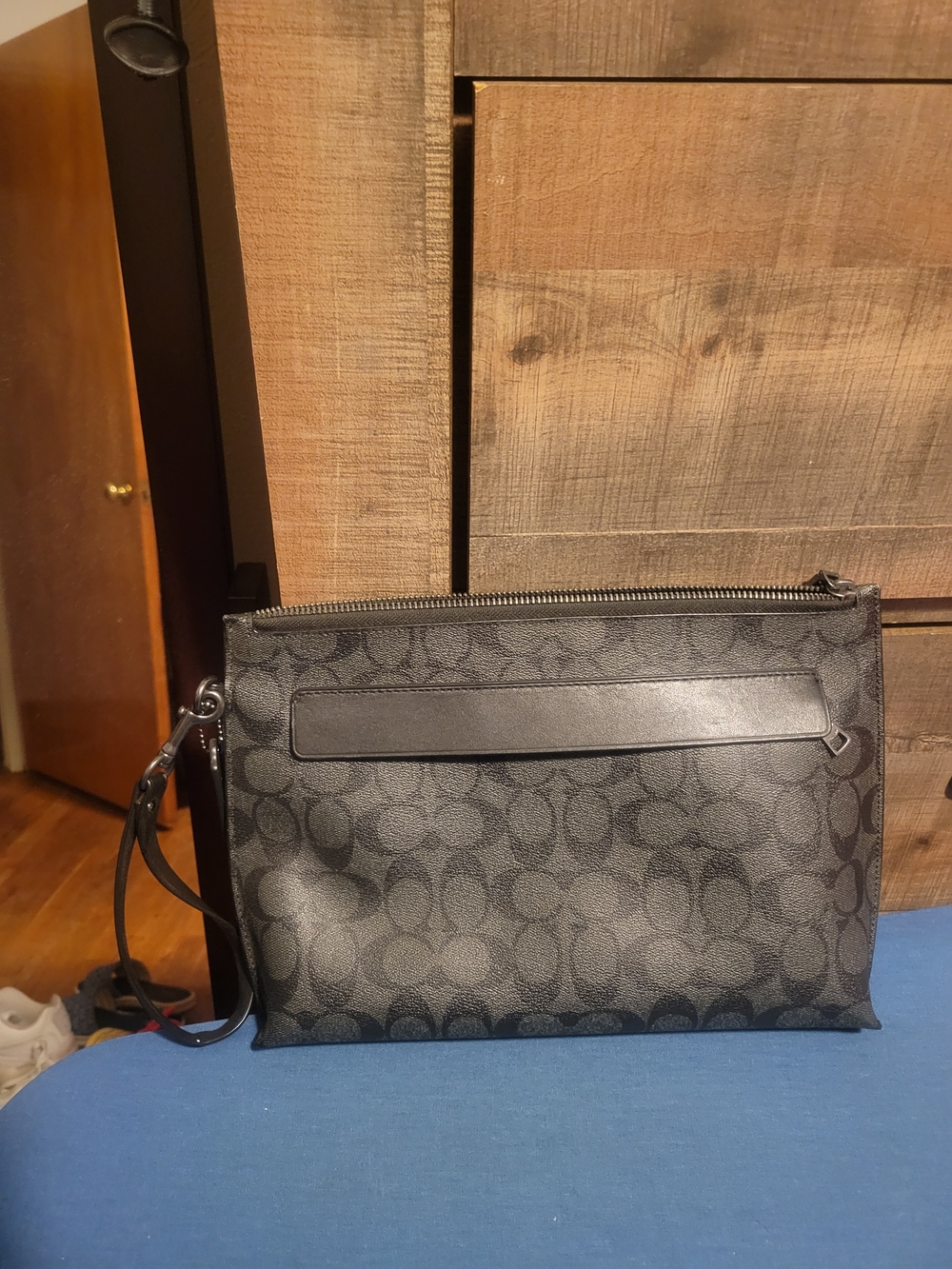 Coach Black/Charcoal Signature Zip Wristlet